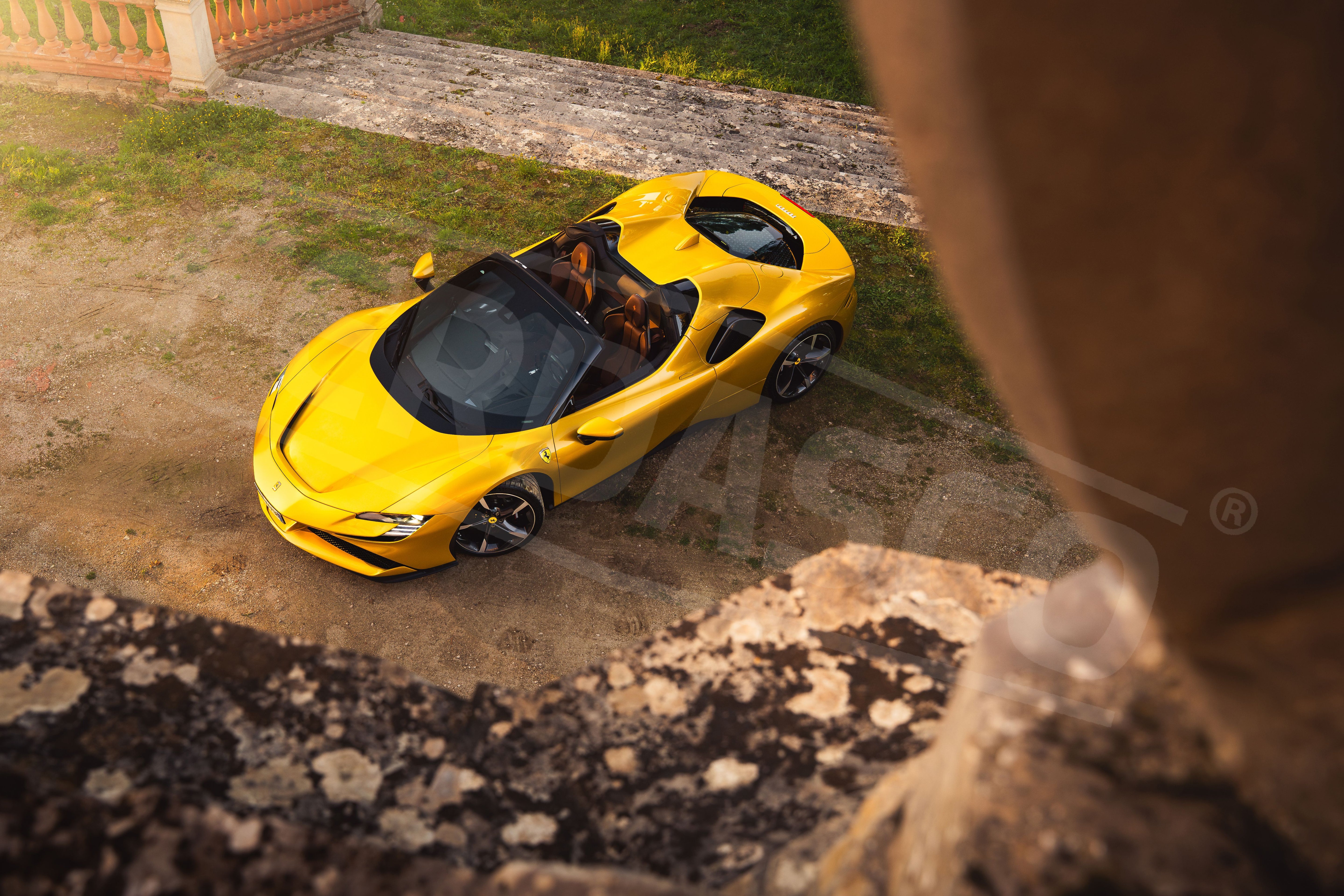 Ferrari SF90 Spider